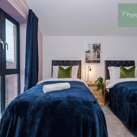 Stunning Five Bedroom Manchester House With Free Parking By Purestay Short Lets & Serviced Accommodation Exteriér fotografie