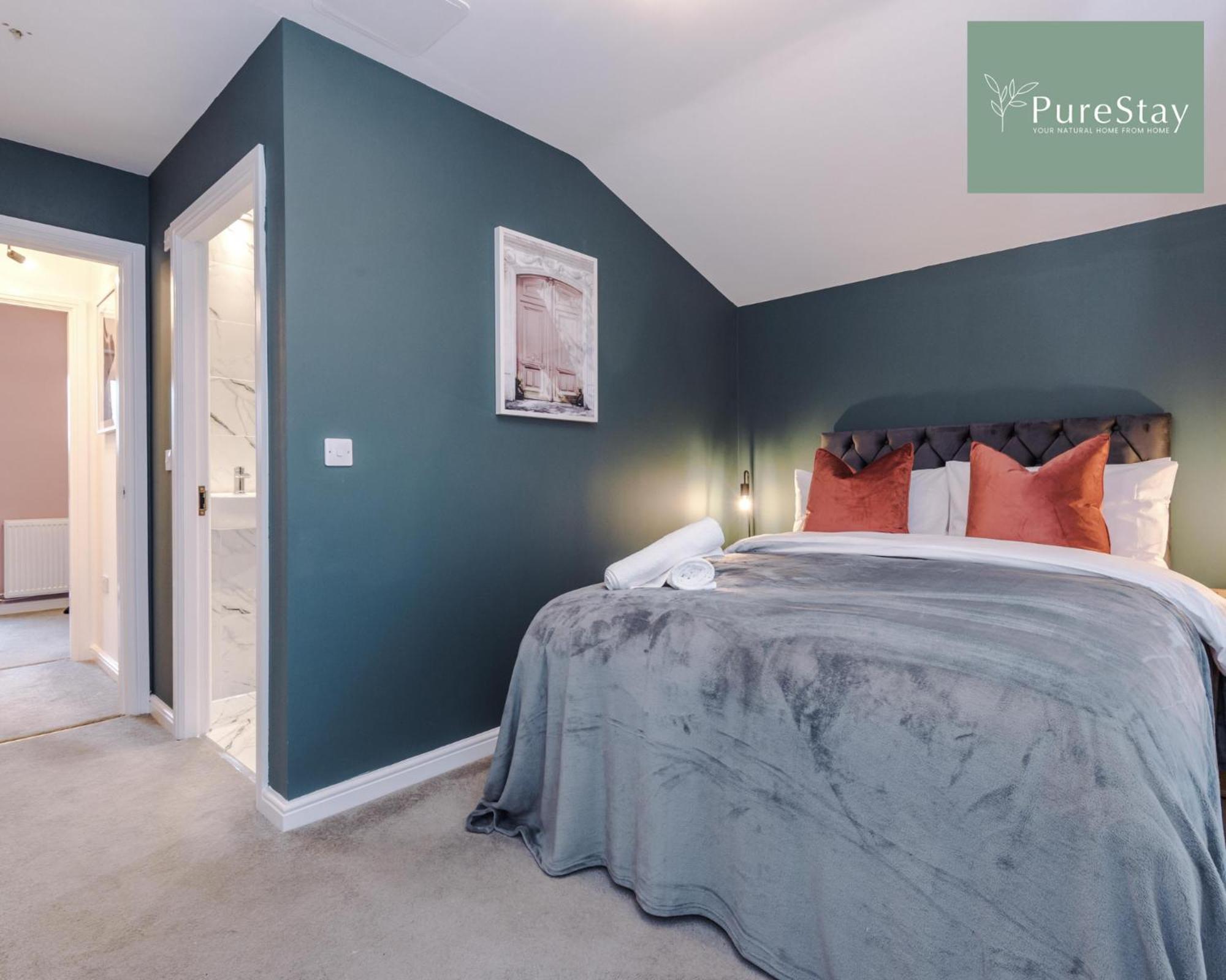 Stunning Five Bedroom Manchester House With Free Parking By Purestay Short Lets & Serviced Accommodation Exteriér fotografie