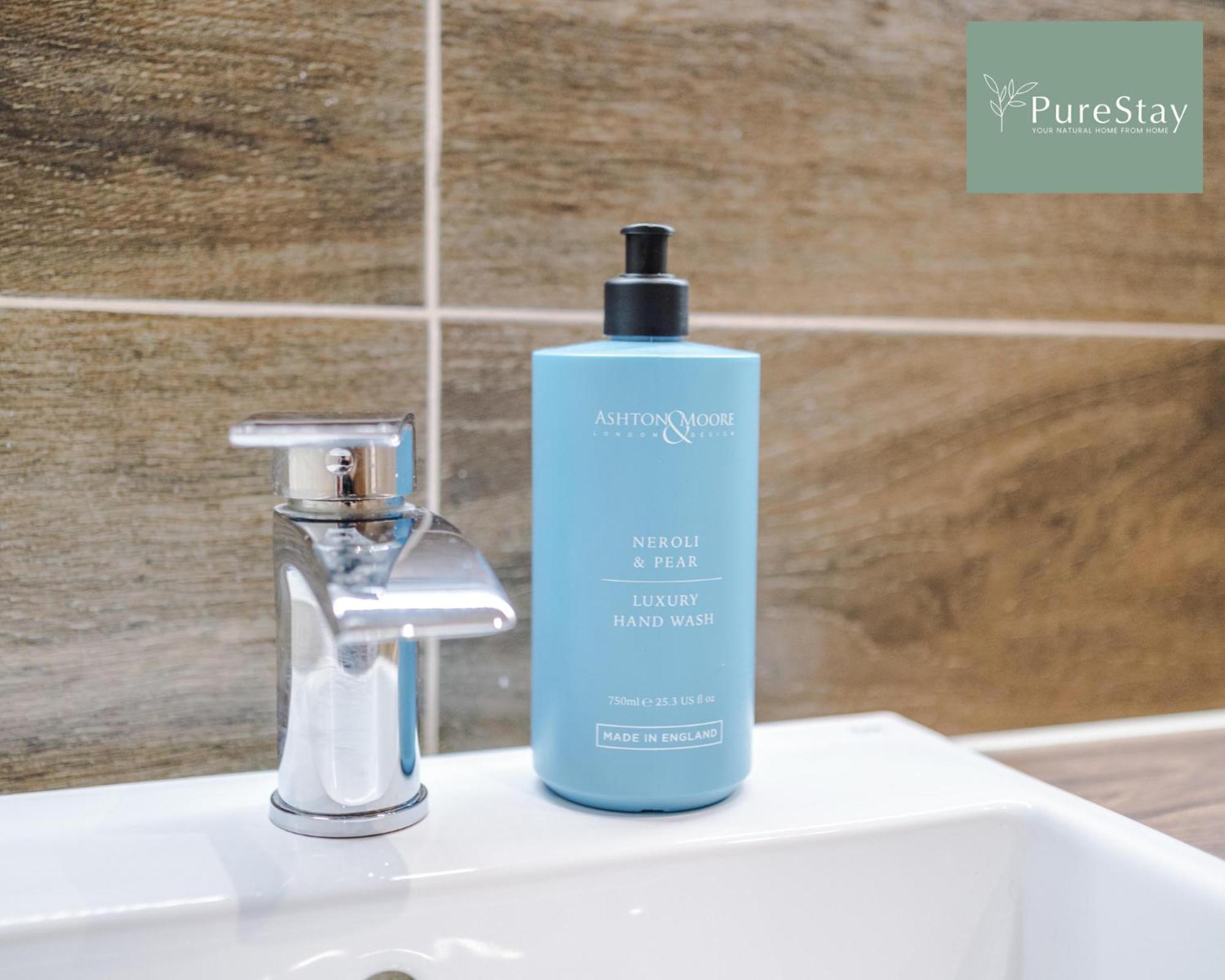 Stunning Five Bedroom Manchester House With Free Parking By Purestay Short Lets & Serviced Accommodation Exteriér fotografie