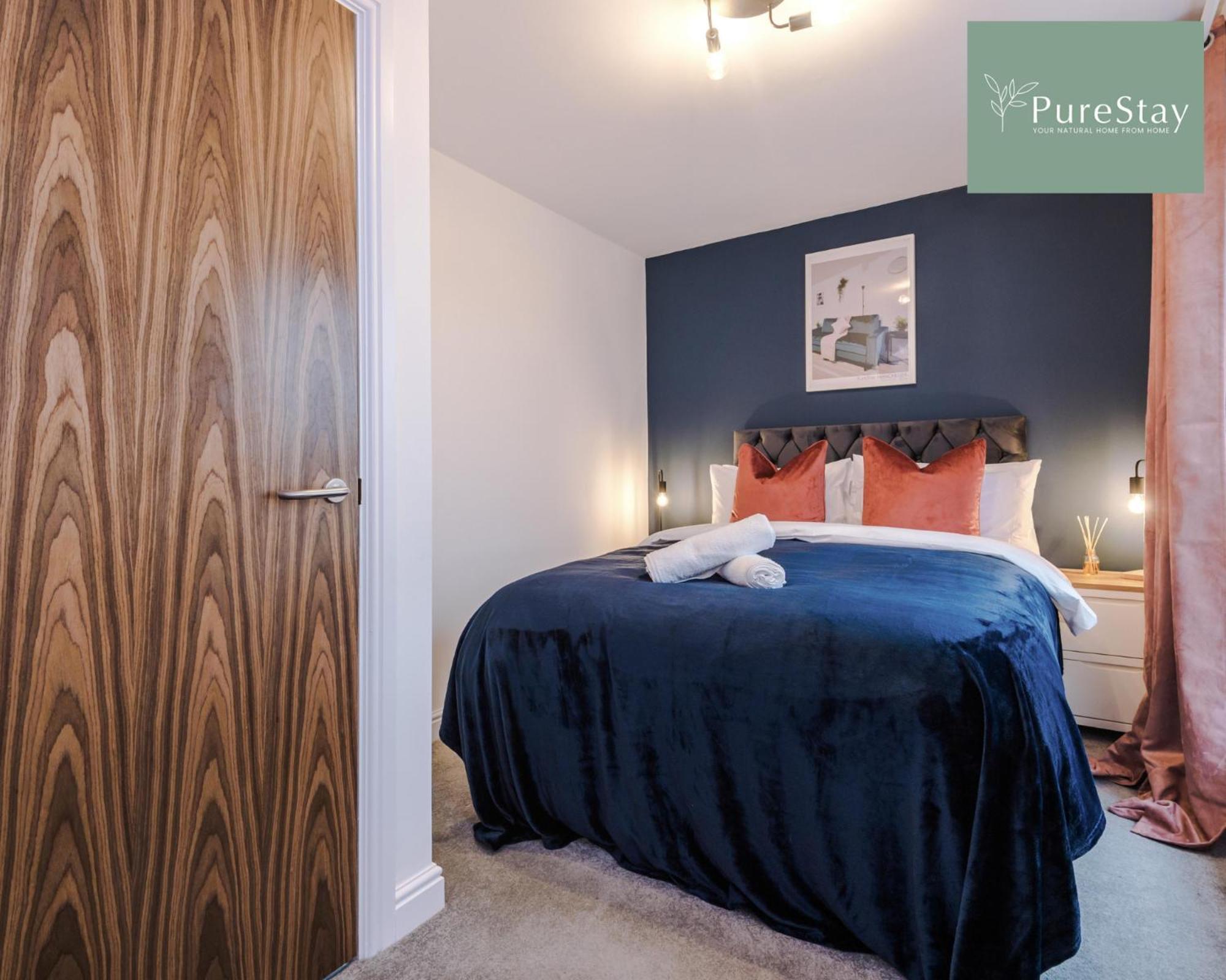 Stunning Five Bedroom Manchester House With Free Parking By Purestay Short Lets & Serviced Accommodation Exteriér fotografie