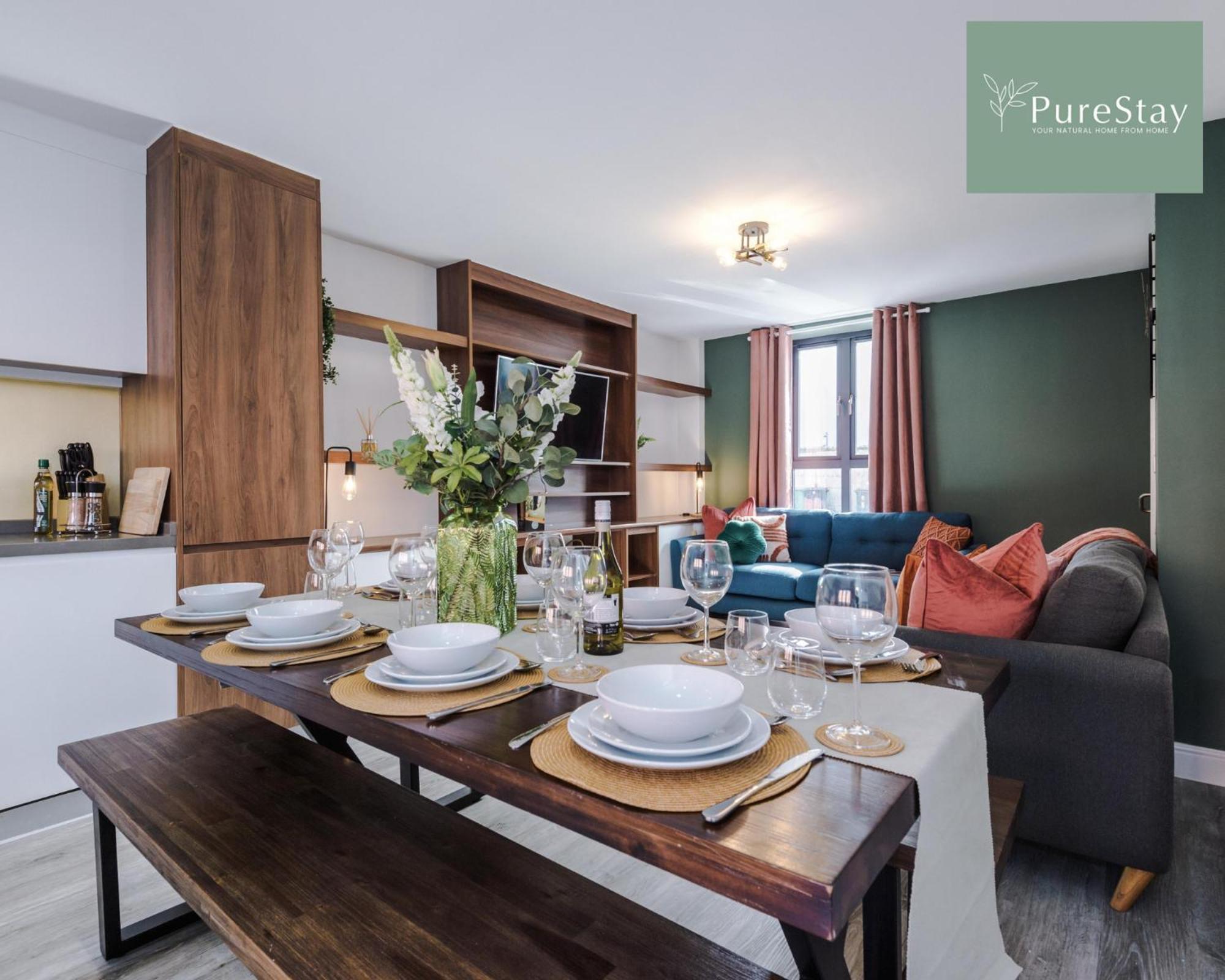 Stunning Five Bedroom Manchester House With Free Parking By Purestay Short Lets & Serviced Accommodation Exteriér fotografie